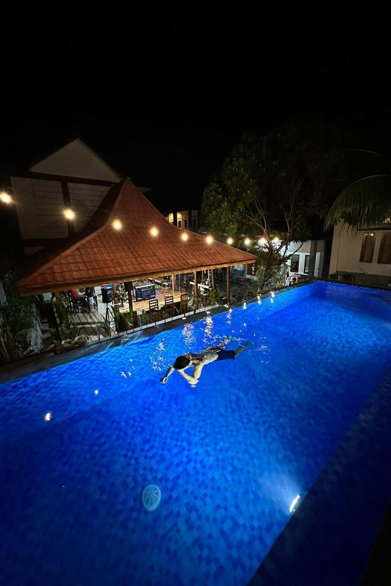 พาวิลลา ลาบวน บาโฮ Hotel ลาบวนบาโจ ภายนอก รูปภาพ